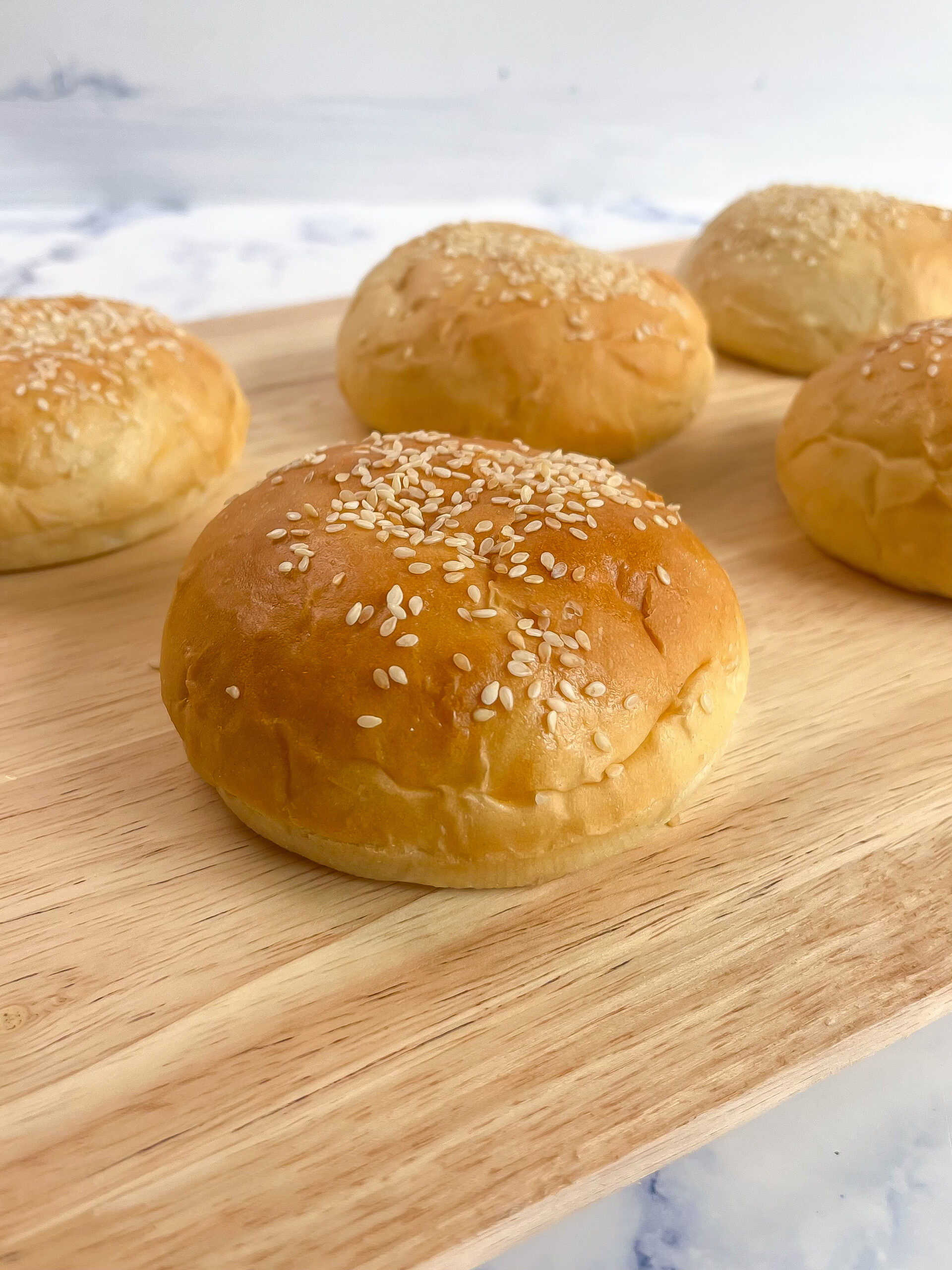Healthy Brioche Style Burger Buns only 170 calories each! Eliya Eats